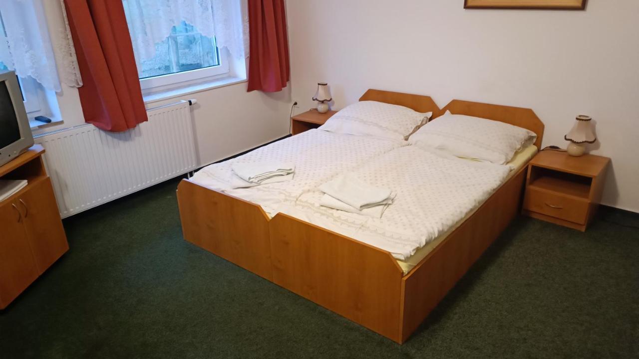 Motel Velky Rybnik Pelhrimov Ngoại thất bức ảnh