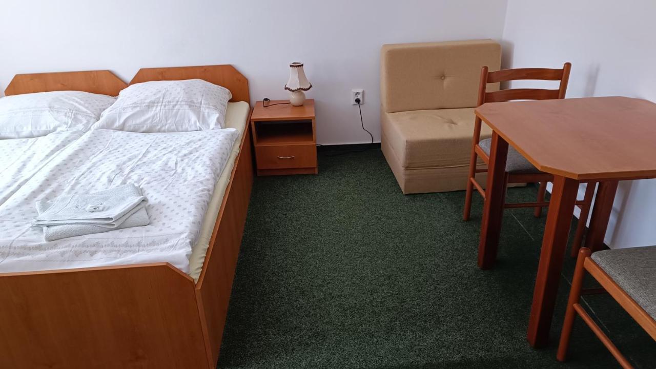 Motel Velky Rybnik Pelhrimov Ngoại thất bức ảnh